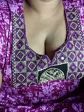 Snapshot of jwala-telugu9 chatting on June 3, 2:36 am jwala-telugu9 online show from June 3, 2:36 am