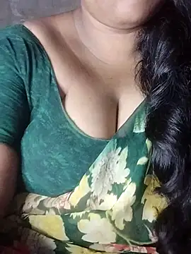 Snapshot of jwala-telugu9 chatting on August 2, 2:21 am jwala-telugu9 online show from August 2, 2:21 am