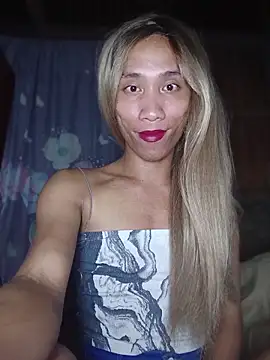 Snapshot of asian_queen31 chatting on June 12, 10:47 am asian queen31 online show from June 12, 10:47 am