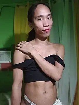 Snapshot of asian_queen31 chatting on July 4, 9:59 am asian queen31 online show from July 4, 9:59 am