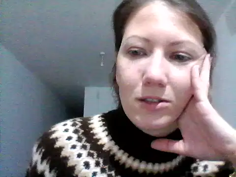 Snapshot of Karivane chatting on March 16, 8:46 pm Karivane online show from March 16, 8:46 pm