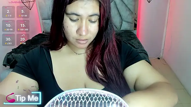 Snapshot of Addyy_02 chatting on June 10, 7:02 pm Addyy 02 online show from June 10, 7:02 pm