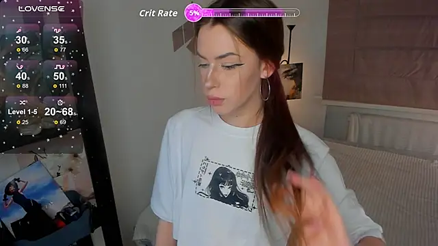 Snapshot of BlissShade chatting on November 30, 4:55 pm BlissShade online show from November 30, 4:55 pm