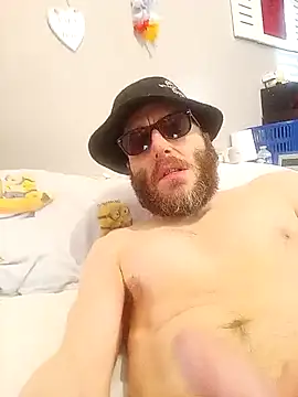 Snapshot of padrecoco chatting on November 4, 2:05 pm padrecoco online show from November 4, 2:05 pm