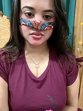 Beauty Queen Soniya online show from April 30, 10:14 pm