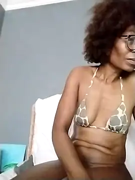 NaughtyCouga online show from October 24, 5:48 am