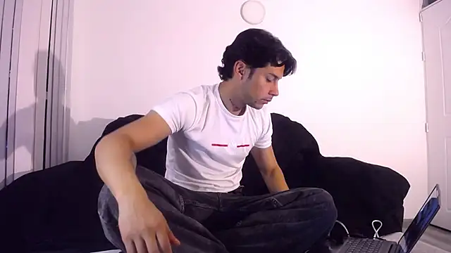Snapshot of ErosDominant chatting on July 26, 11:44 pm ErosDominant online show from July 26, 11:44 pm