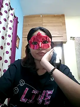 Ishaa Sharmaa online show from November 4, 2:16 pm