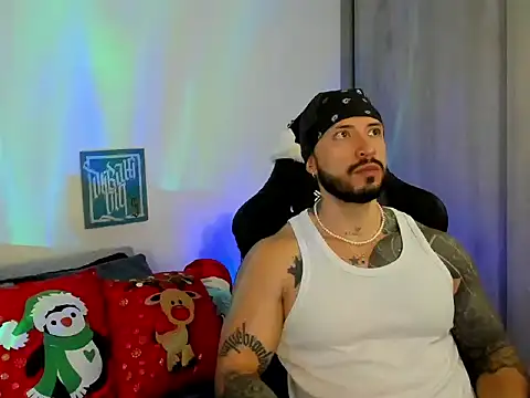 Dave-Max01 online show from December 21, 4:36 pm