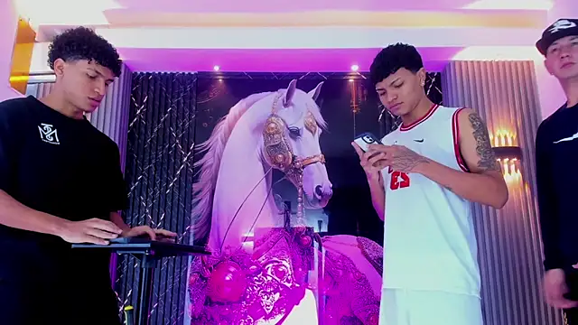 Snapshot of _Gods_of_Olympus_ chatting on December 5, 4:43 am Gods of Olympus online show from December 5, 4:43 am