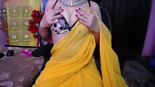 Hot Hazel online show from April 27, 6:39 pm