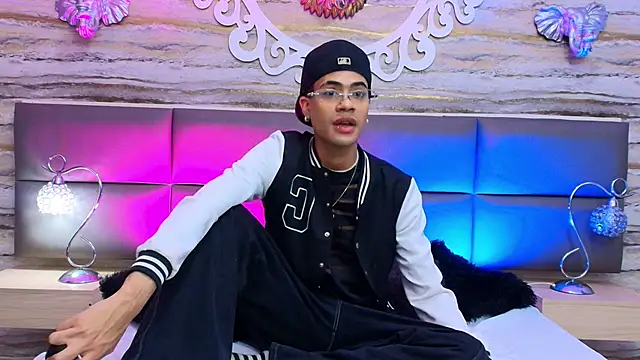 JacobBlackwell  online show from March 16, 4:07 am