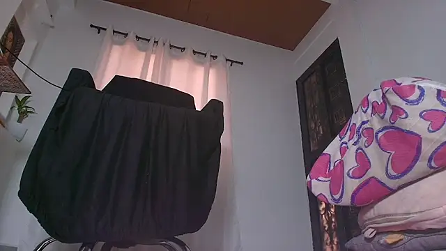 s-sweett online show from February 28, 8:21 pm