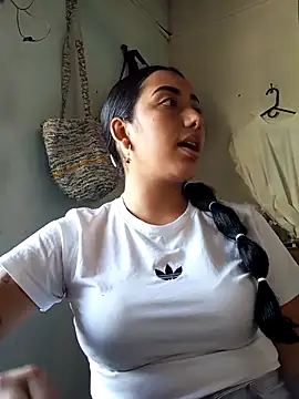 Queen sofya online show from November 9, 8:29 pm