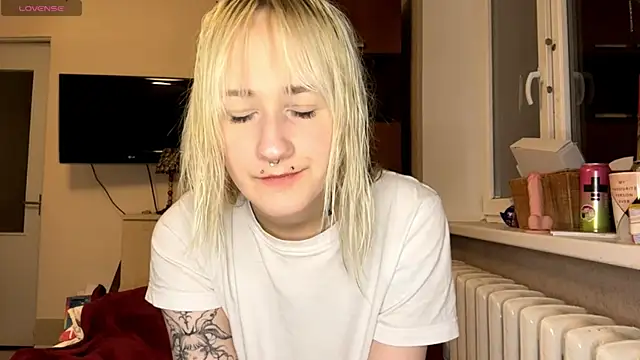 Ulemonala Cute online show from December 4, 6:49 pm