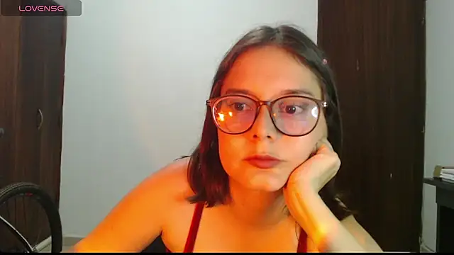 CarlaLorez online show from October 15, 10:21 pm