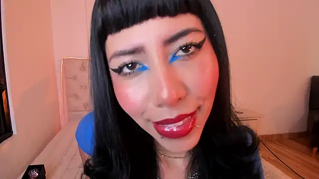 Snapshot of Nina_fox_0691 chatting on May 30, 5:32 pm Nina fox 0691 online show from May 30, 5:32 pm