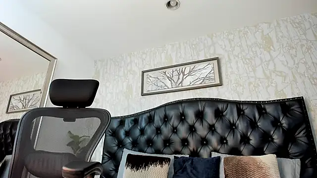 Snapshot of DenzelRios chatting on May 13, 3:26 am DenzelRios online show from May 13, 3:26 am