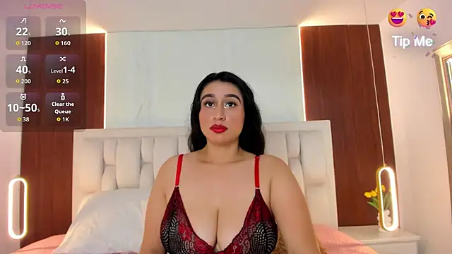 Snapshot of Amara18__ chatting on May 27, 7:55 pm Amara18 online show from May 27, 7:55 pm