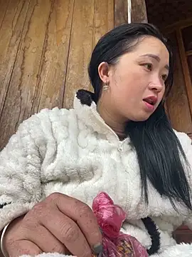 miemie-xx online show from December 5, 1:36 am