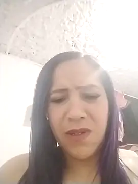 Snapshot of Nahomi_doll chatting on October 13, 4:45 am Nahomi doll online show from October 13, 4:45 am