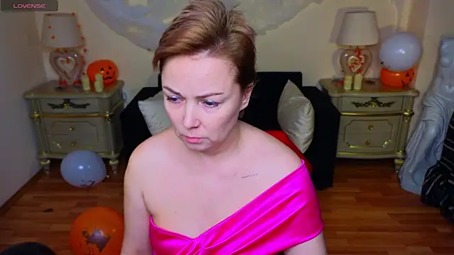 Viola Rayden online show from October 15, 11:32 am