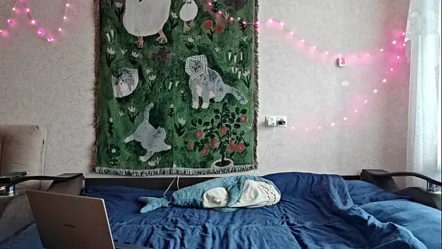 MiaLovelyOne online show from March 19, 7:56 am