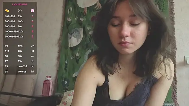 MiaLovelyOne online show from May 8, 5:57 am