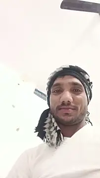 Snapshot of BiggerDickGuy chatting on January 5, 5:38 pm BiggerDickGuy online show from January 5, 5:38 pm