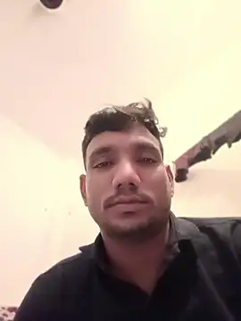 Snapshot of BiggerDickGuy chatting on March 22, 6:11 pm BiggerDickGuy online show from March 22, 6:11 pm