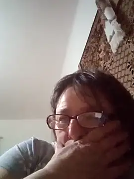 MilaCold5443 online show from December 1, 6:57 pm