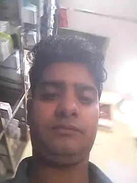 Snapshot of vermaankit0 chatting on October 29, 5:42 am vermaankit0 online show from October 29, 5:42 am