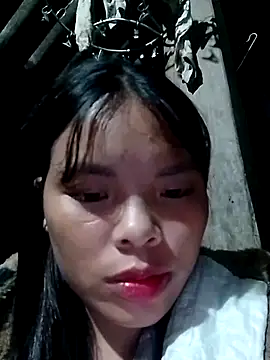 Snapshot of hello-cute chatting on October 9, 1:09 pm hello-cute online show from October 9, 1:09 pm