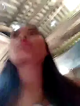 Snapshot of hello-cute chatting on October 23, 8:02 am hello-cute online show from October 23, 8:02 am