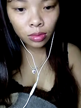 Snapshot of hello-cute chatting on October 26, 4:13 pm hello-cute online show from October 26, 4:13 pm