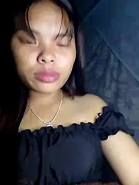 Snapshot of hello-cute chatting on October 28, 3:58 pm hello-cute online show from October 28, 3:58 pm