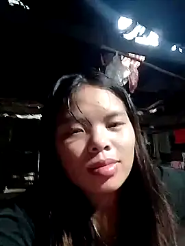 Snapshot of hello-cute chatting on October 31, 11:39 pm hello-cute online show from October 31, 11:39 pm