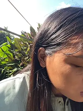 Snapshot of hello-cute chatting on November 14, 3:49 am hello-cute online show from November 14, 3:49 am