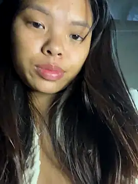 Snapshot of hello-cute chatting on November 28, 1:52 am hello-cute online show from November 28, 1:52 am