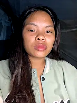 Snapshot of hello-cute chatting on December 3, 6:17 pm hello-cute online show from December 3, 6:17 pm