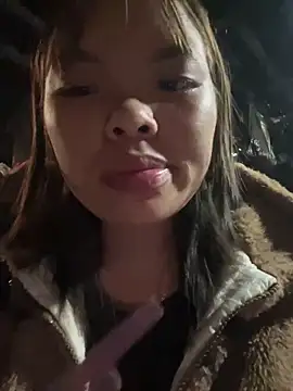 Snapshot of hello-cute chatting on December 14, 2:28 am hello-cute online show from December 14, 2:28 am