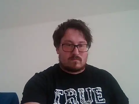 czechguy online show from November 1, 1:35 pm