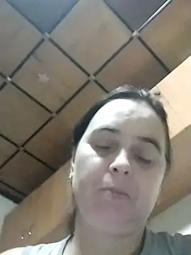 Snapshot of Ella-433 chatting on November 20, 11:37 pm Ella-433 online show from November 20, 11:37 pm