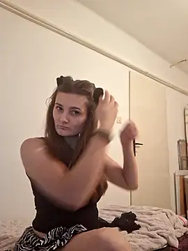 Nika aa online show from November 29, 5:38 pm