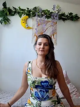 Snapshot of Nika_aa chatting on May 3, 12:33 pm Nika aa online show from May 3, 12:33 pm