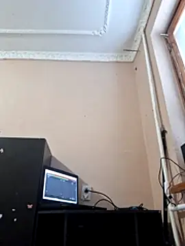 Snapshot of Nika_aa chatting on May 31, 9:27 am Nika aa online show from May 31, 9:27 am