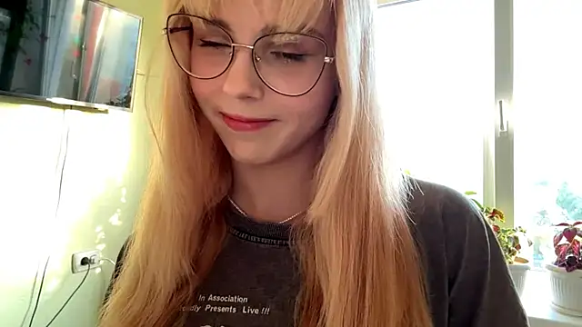 CherlynBlose online show from October 10, 1:10 pm
