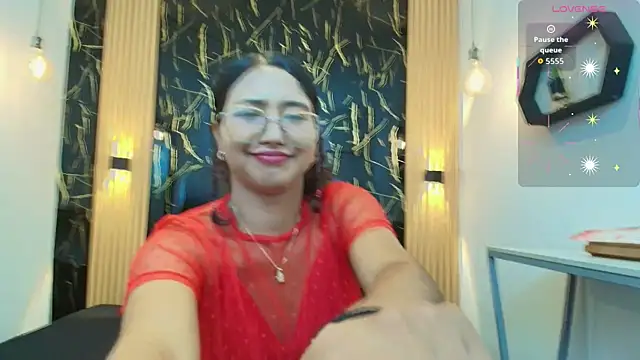 Snapshot of SamanthaFox_8 chatting on May 20, 11:16 am SamanthaFox 8 online show from May 20, 11:16 am