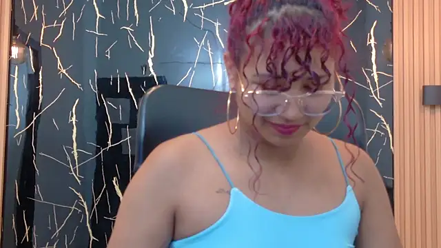 Snapshot of SamanthaFox_8 chatting on July 18, 11:25 am SamanthaFox 8 online show from July 18, 11:25 am