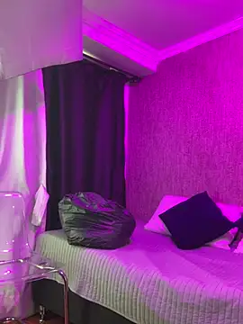 KarinaFlowers  online show from February 11, 12:10 pm